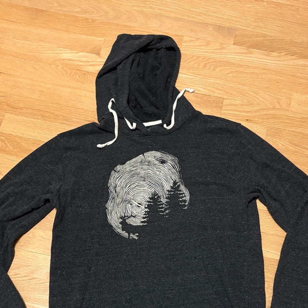 United by Blue women’s outdoor hoodie graphic hiking large pullover